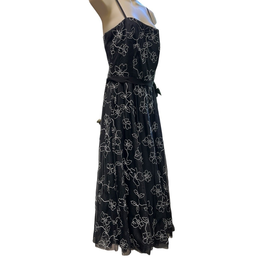 Laundry by Shelli Segal Black Floral Embroidered Mesh Midi Dress Size 6 E5475 - Picture 13 of 16